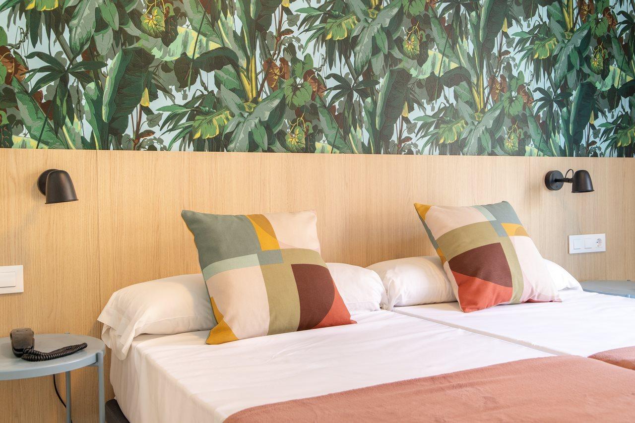 Hotel 4U Miranda - Adults Only Santa Ponsa Exterior foto