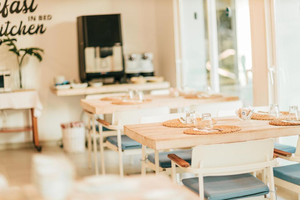 Hotel 4U Miranda - Adults Only Santa Ponsa Exterior foto
