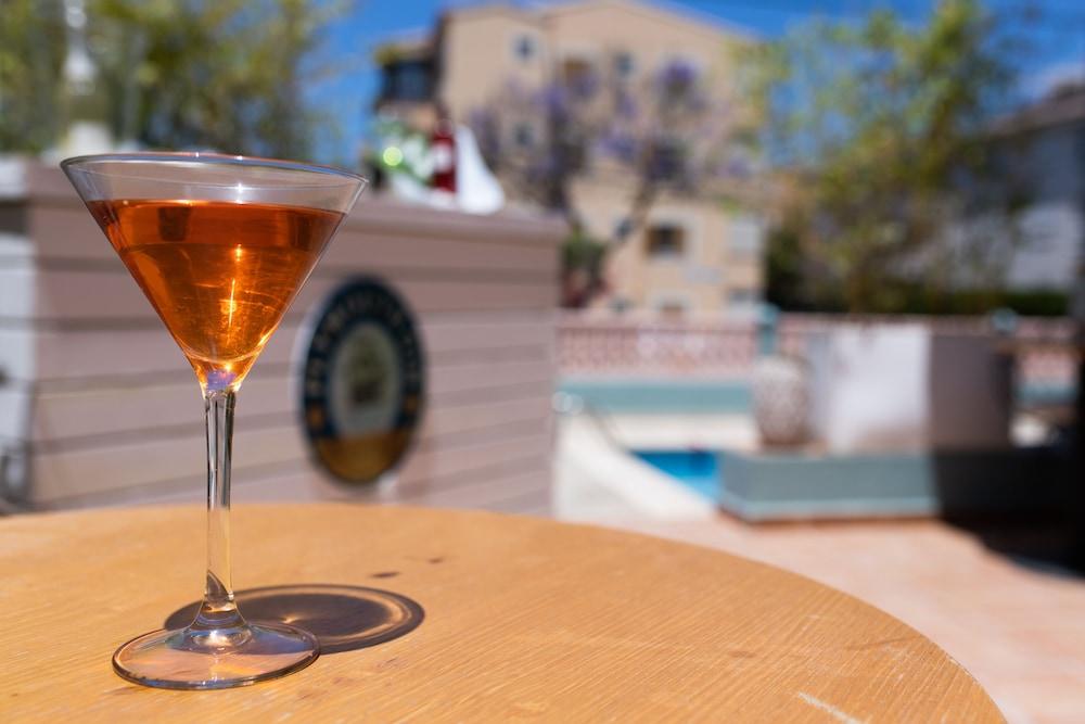 Hotel 4U Miranda - Adults Only Santa Ponsa Exterior foto